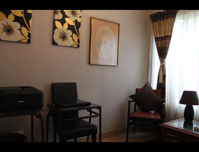 2 BEDROOM TOWNHOUSE FOR SALE IN BEDFORD GARDENS